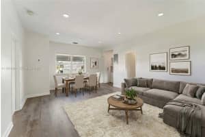 4017 N Meridian Ave 4017 Miami Beach, FL 33140 - MLS#A11951440