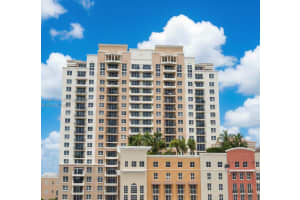 3232 Sw 22nd Ter 1006, Miami