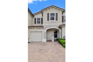 5544 Nw 27th Pl, Lauderhill