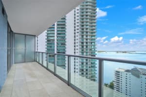 1300 Brickell Bay Dr 2507 Miami, FL 33131 - MLS#A11951537