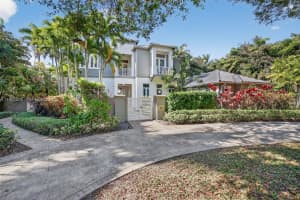 101 Holly Ln , Plantation, FL 33317 - MLS#A11951538
