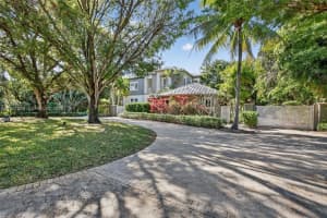 101 Holly Ln , Plantation, FL 33317 - MLS#A11951538