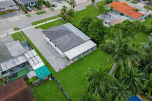 9365 Sw 36th St Miami, FL 33165 - MLS#A11951546