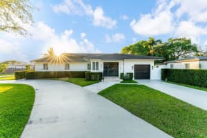 2930 Sw 79th Ct, Miami