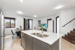 541 Sw 91st Ct Miami, FL 33174 - MLS#A11951599