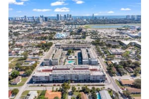 330 Se 2nd St 305h Hallandale Beach, FL 33009 - MLS#A11951615