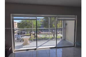 330 Se 2nd St 305h Hallandale Beach, FL 33009 - MLS#A11951615