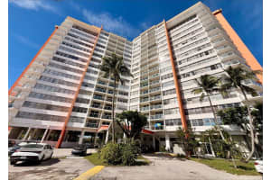 1301 Ne Miami Gardens Dr 1406w Miami, FL 33179 - MLS#A11951645