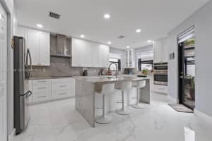 3521 W 92nd Pl Hialeah, FL 33018 - MLS#A11951648