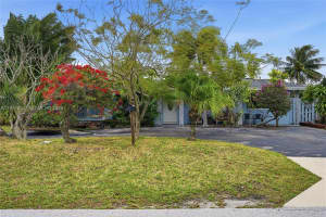 424 Sw 7th Ave Boynton Beach, FL 33435 - MLS#A11951652