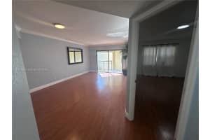 8290 Lake Dr 502 Doral, FL 33166 - MLS#A11951659