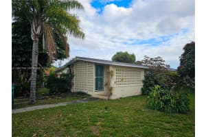 201 Sw 30th Ct 201 Miami, FL 33135 - MLS#A11951758