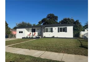 3535 Nw 82nd St, Miami