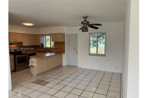 3535 Nw 82nd St Miami, FL 33147 - MLS#A11951810