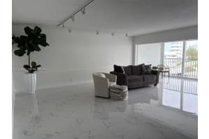 3101 Ne 47th Ct 303 Fort Lauderdale, FL 33308 - MLS#A11951816