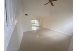 654 Woodgate Cir C Sunrise, FL 33326 - MLS#A11951833