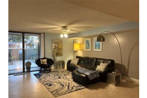 20537 Ne 6th Ct, Miami