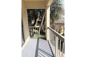 8160 Nw Geneva Ct 202 Doral, FL 33166 - MLS#A11951873