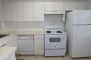 12055 Sw 140th Ter 7-20 Miami, FL 33186 - MLS#A11951885