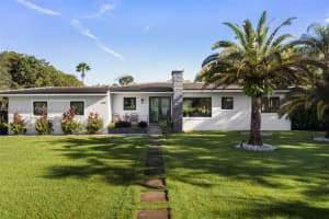 7325 Sw 102nd St, Pinecrest