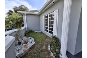 4511 Queen Palm Ln Tamarac, FL 33319 - MLS#A11951939