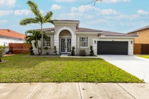 8974 Sw 212th Ln Cutler Bay, FL 33189 - MLS#A11951951
