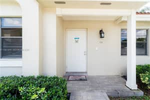 17249 Nw 60th Ct 17249 Hialeah, FL 33015 - MLS#A11951995