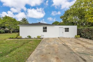 75 160th St , Miami, FL 33169 - MLS#A11952016