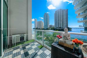 300 S Biscayne Boulevard L410, Miami, Fl 33131, Miami 300 S Biscayne Boulevard L410, Miami, Fl 33131, Miami