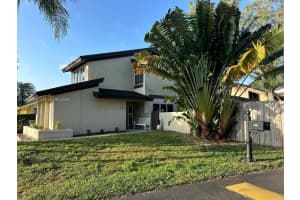 8320 Sw 39th Ct Davie, FL 33328 - MLS#A11952044