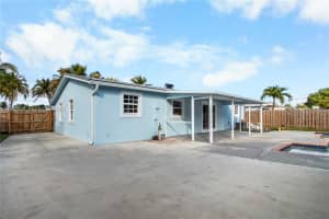 230 Nw 39th Ct Deerfield Beach, FL 33064 - MLS#A11952046