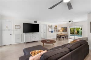 230 Nw 39th Ct Deerfield Beach, FL 33064 - MLS#A11952046