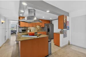 801 Meridian Ave Phb Miami Beach, FL 33139 - MLS#A11952063