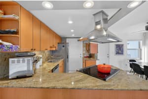 801 Meridian Ave Phb Miami Beach, FL 33139 - MLS#A11952063