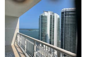 1200 Brickell Bay Dr 3921 Miami, FL 33131 - MLS#A11952066