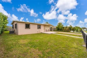 4332 Sw 98th Ave Miami, FL 33165 - MLS#A11952068