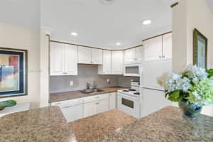 391 Grantham F 391, Deerfield Beach