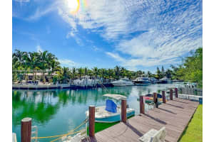 2430 Ne 135th St 101 North Miami, FL 33181 - MLS#A11952076