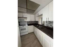 7753 Tam Oshanter Blvd 7757 North Lauderdale, FL 33068 - MLS#A11952088