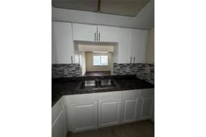 7753 Tam Oshanter Blvd 7757 North Lauderdale, FL 33068 - MLS#A11952088