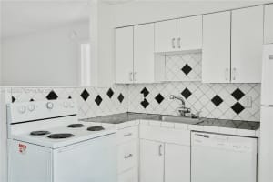 400 31st St , Fort Lauderdale, FL 33316 - MLS#A11952092