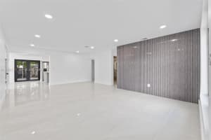 6950 W 10th Ave Hialeah, FL 33014 - MLS#A11952131