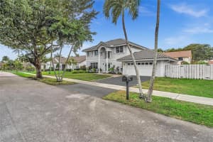 821 Somerset Ave Davie, FL 33325 - MLS#A11952140