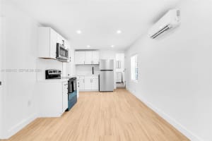 2419 Coolidge St 1 Hollywood, FL 33020 - MLS#A11952152