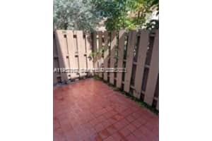 879 Nw 81st Way 4 Plantation, FL 33324 - MLS#A11952168