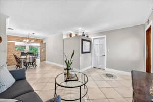 1300 W 77th St Hialeah, FL 33014 - MLS#A11952173