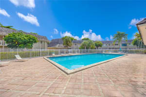 7480 Miami Lakes Dr G105 Miami Lakes, FL 33014 - MLS#A11952206