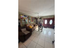 9069 Nw 121st Ter 81 Hialeah Gardens, FL 33018 - MLS#A11952290