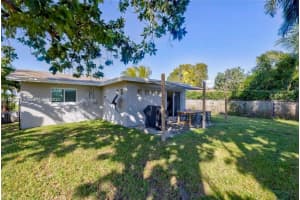 5402 Nw 25th Ter Tamarac, FL 33309 - MLS#A11952311