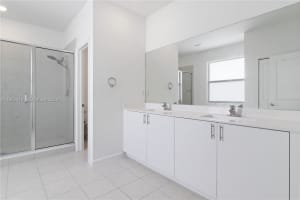 16925 Sw 289th Ter Homestead, FL 33030 - MLS#A11952318